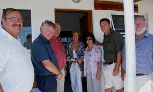 Tweedoelige Lintknip vir Pearly Beach